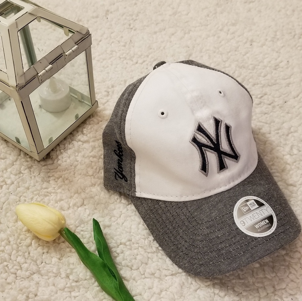 NWOT Yankees New Era cap